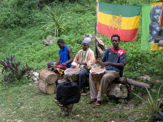 EL PUEBLO INDIGENA _RASTAFARI _MONTEGO_ BAY_ JAMAICA