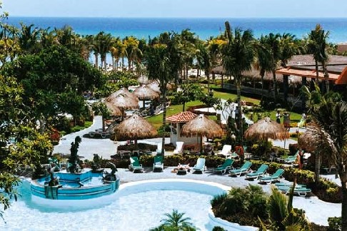 Hotel _Riu_ Playacar